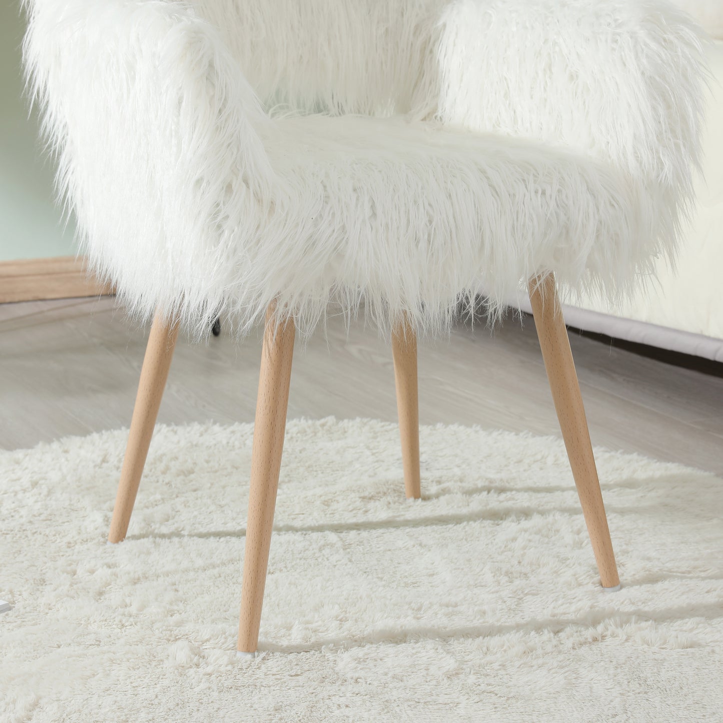 WHITE Faux Fur Chair