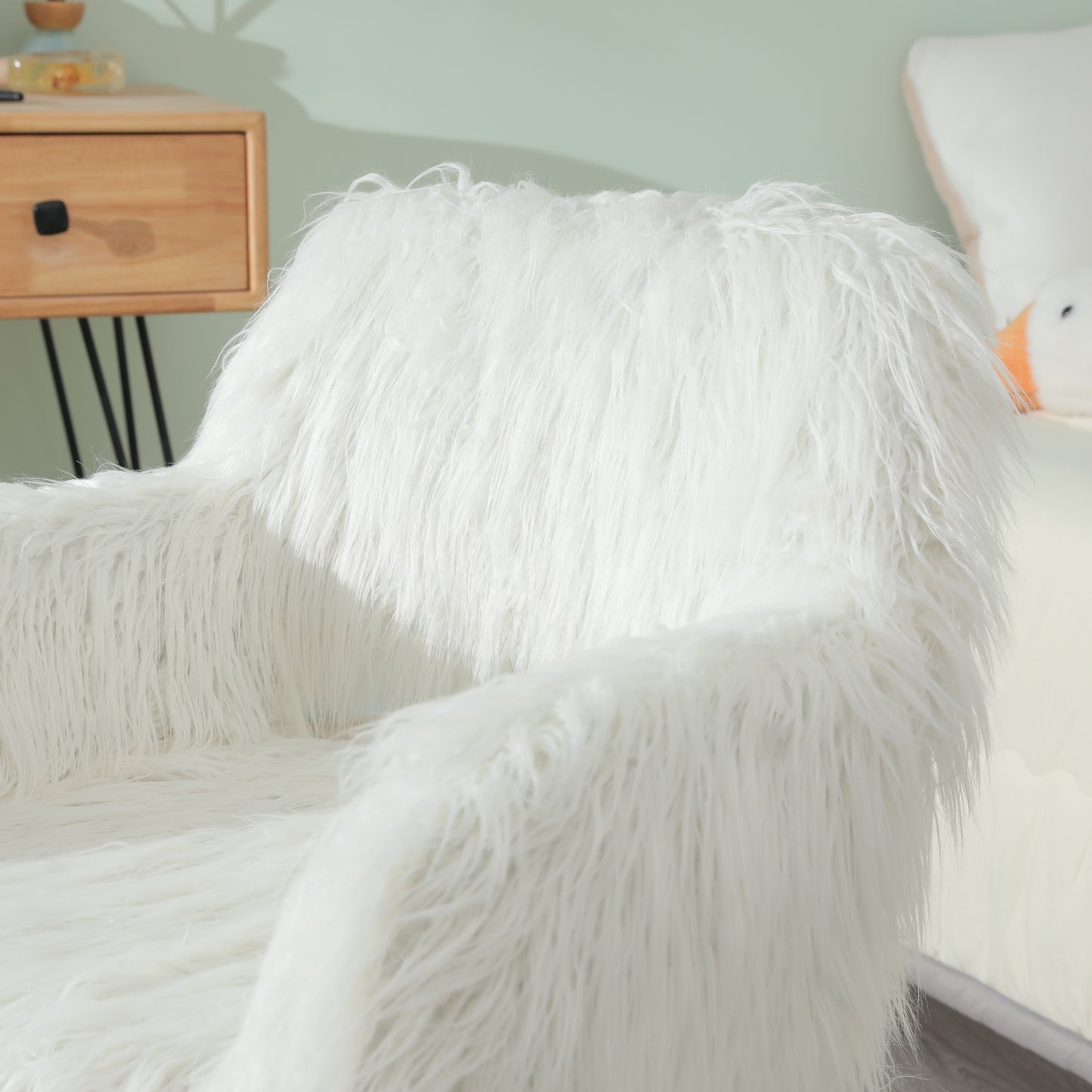 WHITE Faux Fur Chair